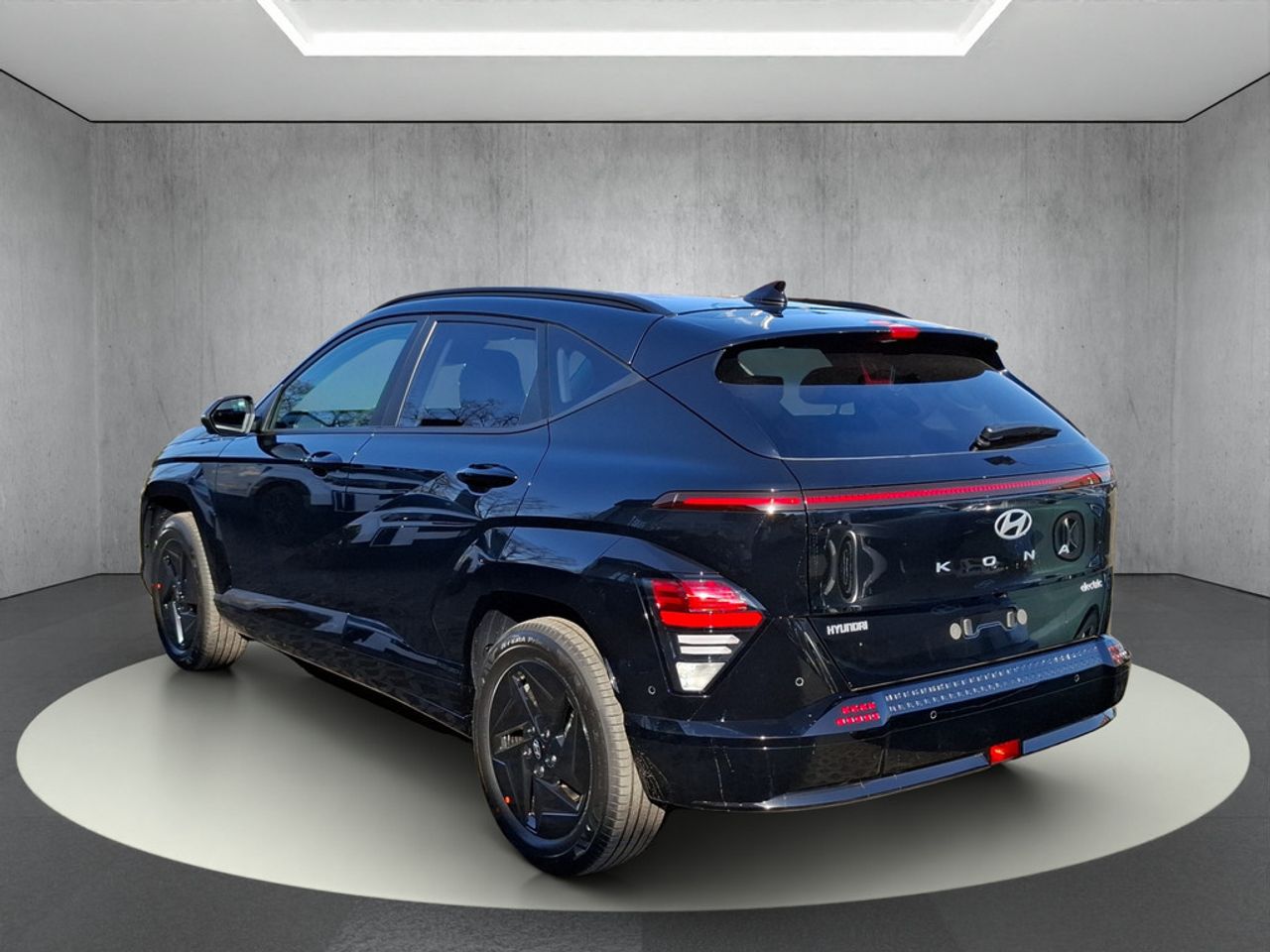 https://csb-strapi-files.fsn1.your-objectstorage.com/inventory-cars/images/84d63d7fa2e33c5a8b12e951c58d239f6994cbf1/4_1280_5500.jpg