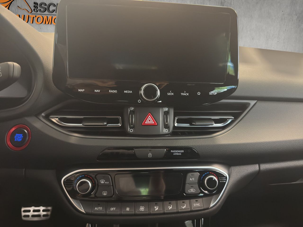 https://csb-strapi-files.fsn1.your-objectstorage.com/inventory-cars/images/858109c477c898d6e249e26690fdf87241cd4ecd/11_1280_3117.jpg