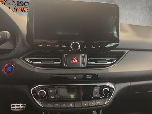 https://csb-strapi-files.fsn1.your-objectstorage.com/inventory-cars/images/858109c477c898d6e249e26690fdf87241cd4ecd/11_500_1865.jpg