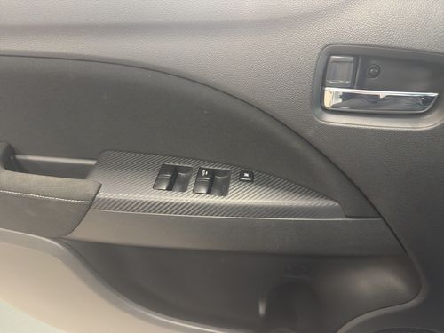 https://csb-strapi-files.fsn1.your-objectstorage.com/inventory-cars/images/858617a82e519cdb8713fd2254523dfd8caf613b/13_500_3452.jpg