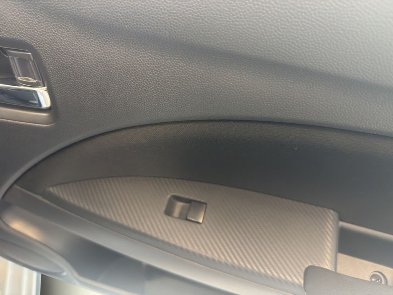 https://csb-strapi-files.fsn1.your-objectstorage.com/inventory-cars/images/858617a82e519cdb8713fd2254523dfd8caf613b/20_1280_1343.jpg
