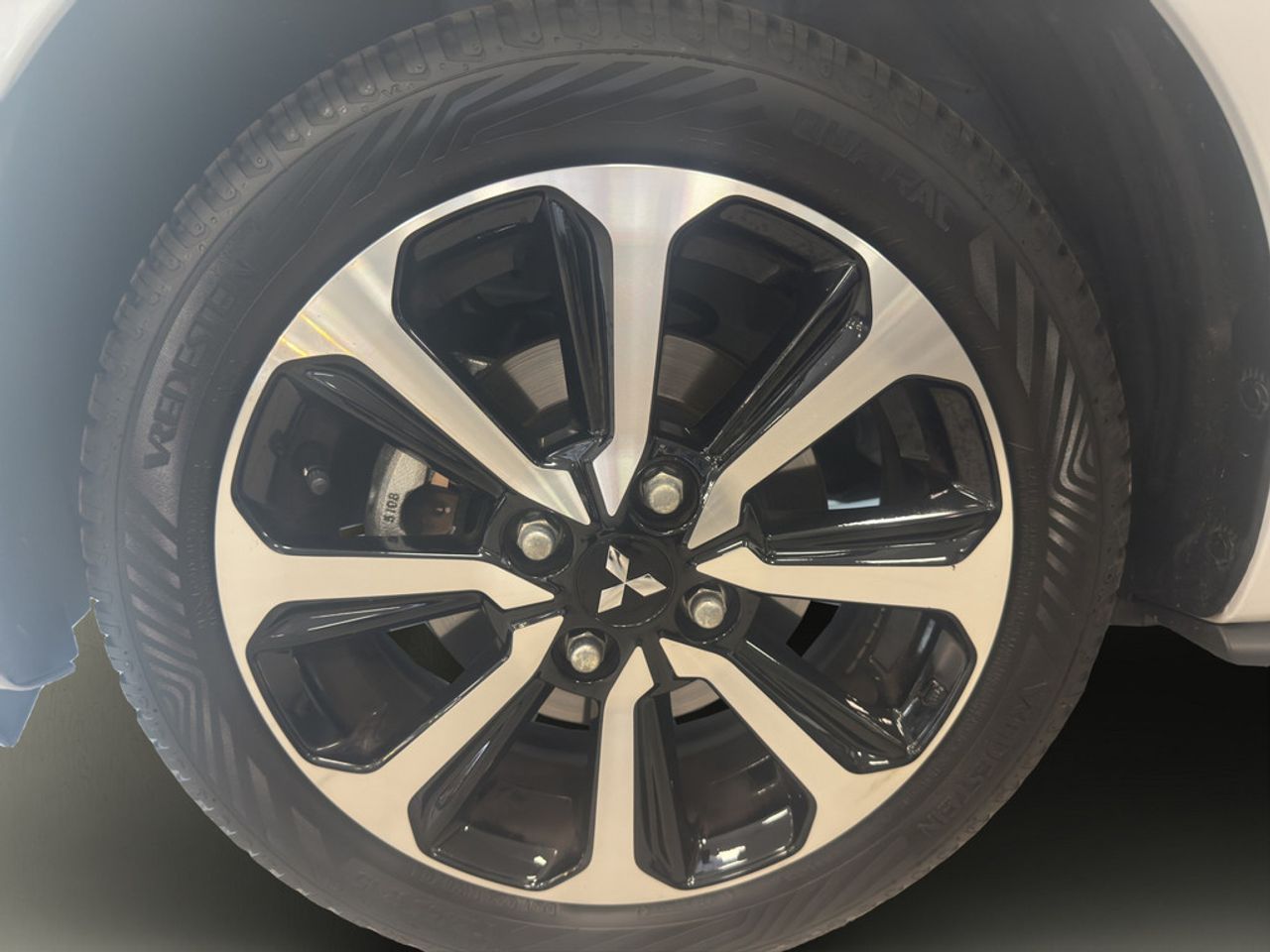 https://csb-strapi-files.fsn1.your-objectstorage.com/inventory-cars/images/858617a82e519cdb8713fd2254523dfd8caf613b/2_1280_7615.jpg