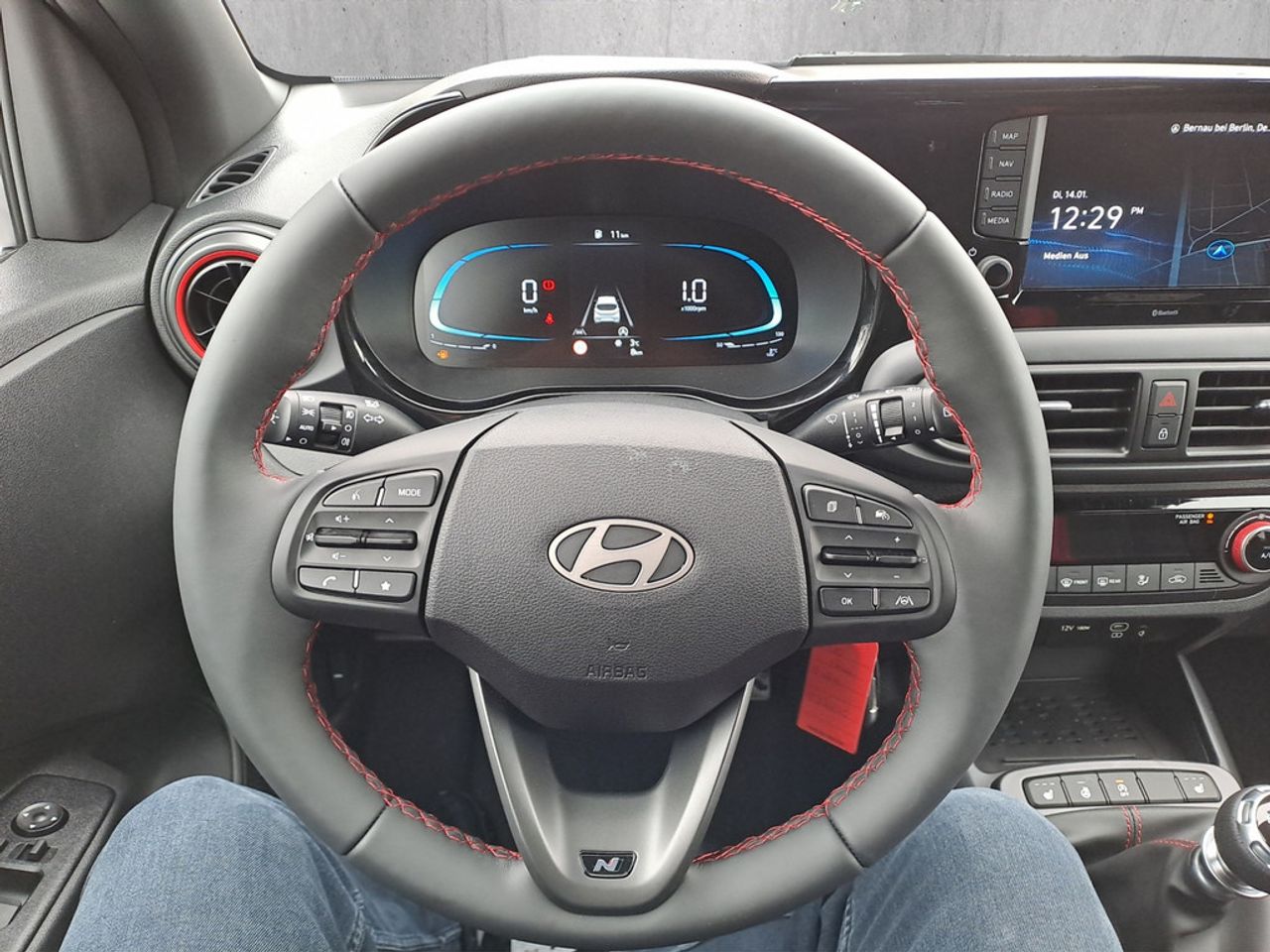 https://csb-strapi-files.fsn1.your-objectstorage.com/inventory-cars/images/8712b3cabf02d77b5ffa9af6771c03f67b81e6ec/10_1280_2307.jpg