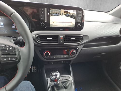 https://csb-strapi-files.fsn1.your-objectstorage.com/inventory-cars/images/8712b3cabf02d77b5ffa9af6771c03f67b81e6ec/12_500_7595.jpg