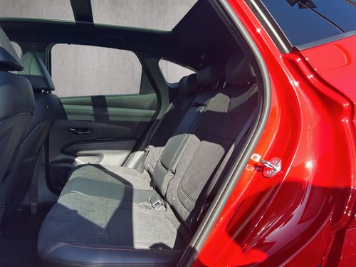 https://csb-strapi-files.fsn1.your-objectstorage.com/inventory-cars/images/879b25f3aad731f73b8d28f5183b72c5467afd89/13_500_7454.jpg