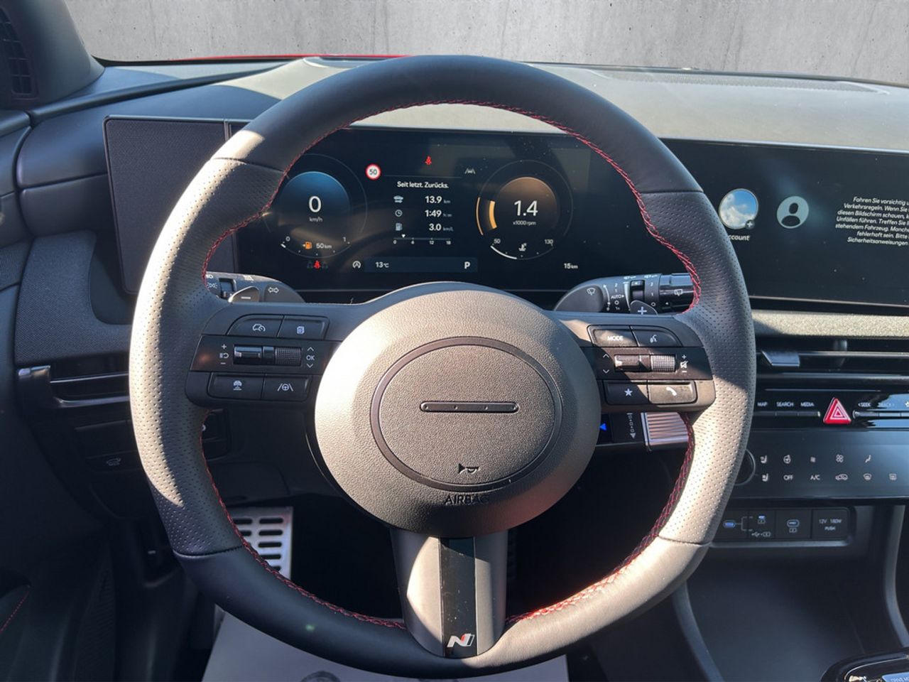 https://csb-strapi-files.fsn1.your-objectstorage.com/inventory-cars/images/879b25f3aad731f73b8d28f5183b72c5467afd89/9_1280_4559.jpg