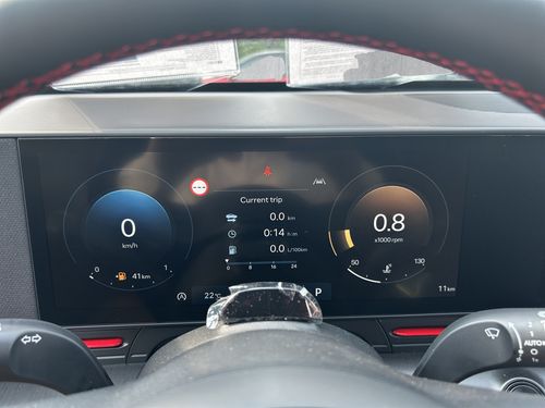 https://csb-strapi-files.fsn1.your-objectstorage.com/inventory-cars/images/883add3b998a1df3c91800e62d479da336059f3c/10_500_4416.jpg