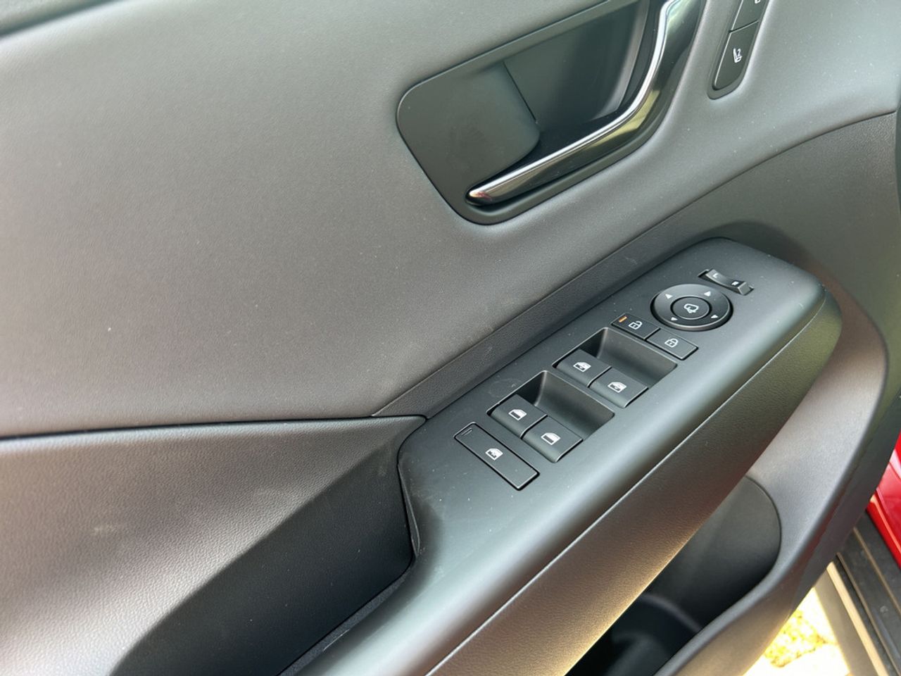 https://csb-strapi-files.fsn1.your-objectstorage.com/inventory-cars/images/883add3b998a1df3c91800e62d479da336059f3c/12_1280_5868.jpg