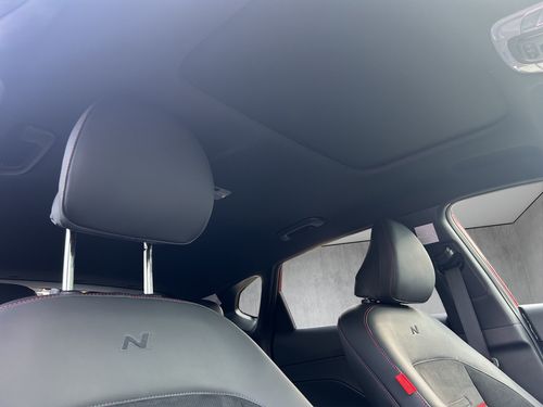 https://csb-strapi-files.fsn1.your-objectstorage.com/inventory-cars/images/883add3b998a1df3c91800e62d479da336059f3c/21_500_6937.jpg