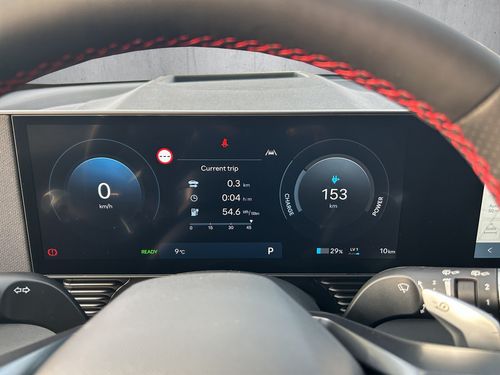 https://csb-strapi-files.fsn1.your-objectstorage.com/inventory-cars/images/892bd45e8edd5ea32c8670f12b56099b55499b9e/11_500_8160.jpg