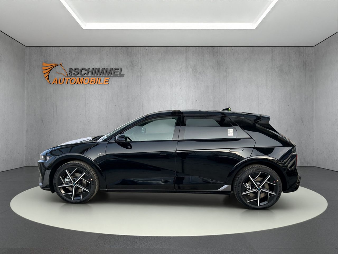 https://csb-strapi-files.fsn1.your-objectstorage.com/inventory-cars/images/892bd45e8edd5ea32c8670f12b56099b55499b9e/3_1280_4743.jpg