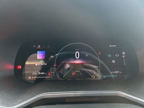 https://csb-strapi-files.fsn1.your-objectstorage.com/inventory-cars/images/893704e9d2f7822578bc76b6f3d6a0c07329a555/11_500_7597.jpg