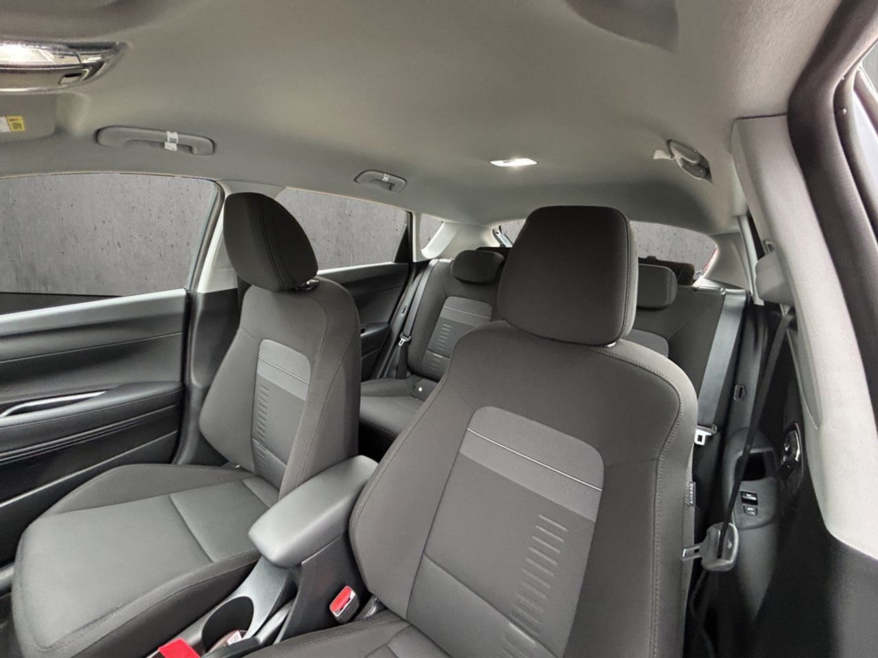 https://csb-strapi-files.fsn1.your-objectstorage.com/inventory-cars/images/89c6e7f915fdeb4f2be78aa694a3d84d06d7c982/12_1280_2699.jpg
