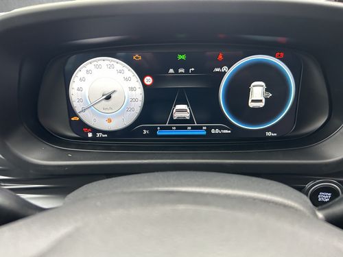 https://csb-strapi-files.fsn1.your-objectstorage.com/inventory-cars/images/89c6e7f915fdeb4f2be78aa694a3d84d06d7c982/19_500_7619.jpg