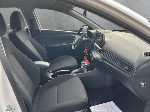 https://csb-strapi-files.fsn1.your-objectstorage.com/inventory-cars/images/8a354bd3be0172ecbbcc47f44df17e749a680693/15_500_6813.jpg