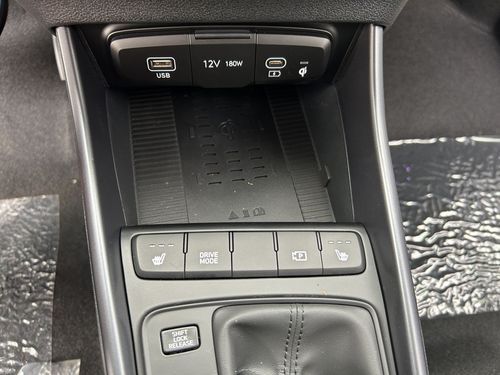 https://csb-strapi-files.fsn1.your-objectstorage.com/inventory-cars/images/8a354bd3be0172ecbbcc47f44df17e749a680693/34_500_5910.jpg