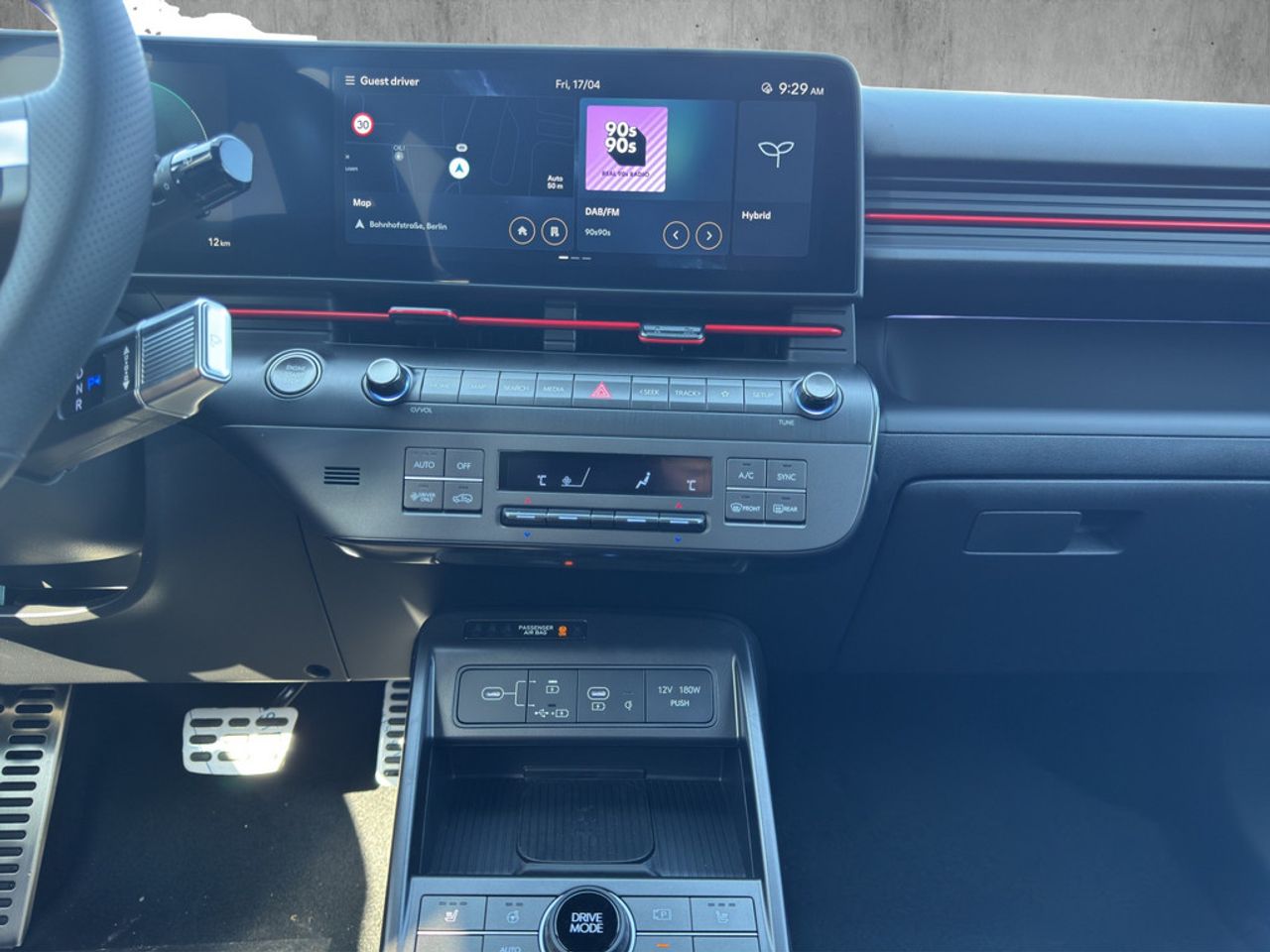 https://csb-strapi-files.fsn1.your-objectstorage.com/inventory-cars/images/8aae0f2e776102ecce48b63693b16b5a64bbe6af/15_1280_9416.jpg