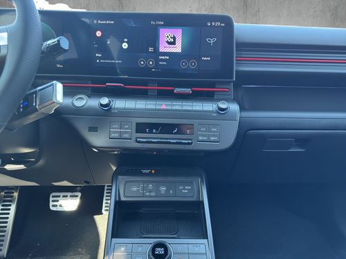 https://csb-strapi-files.fsn1.your-objectstorage.com/inventory-cars/images/8aae0f2e776102ecce48b63693b16b5a64bbe6af/15_500_7489.jpg