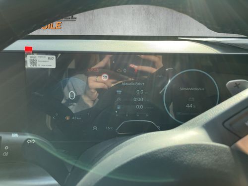 https://csb-strapi-files.fsn1.your-objectstorage.com/inventory-cars/images/8b57774442af7ce68200f32226bcae081ce7538b/11_500_4465.jpg