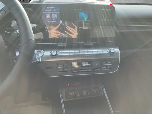 https://csb-strapi-files.fsn1.your-objectstorage.com/inventory-cars/images/8b57774442af7ce68200f32226bcae081ce7538b/12_500_7399.jpg