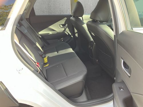 https://csb-strapi-files.fsn1.your-objectstorage.com/inventory-cars/images/8b57774442af7ce68200f32226bcae081ce7538b/19_500_2045.jpg