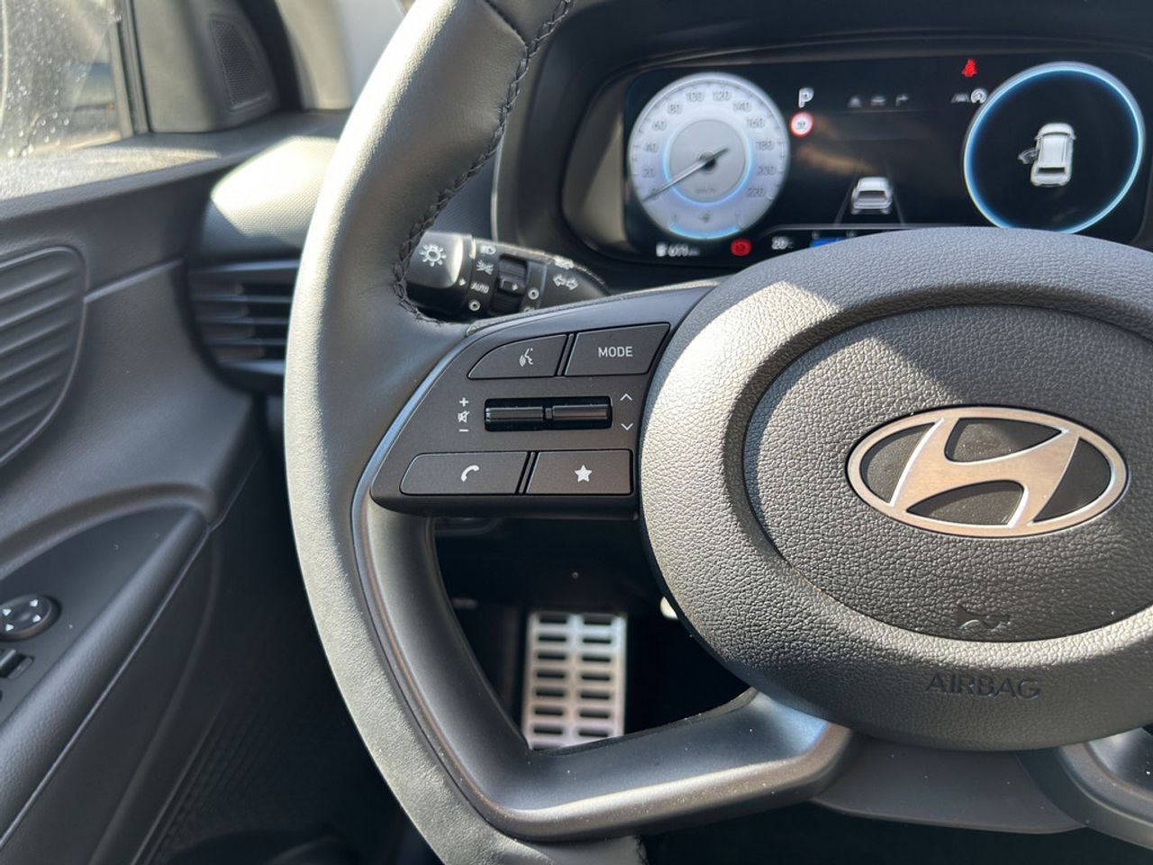 https://csb-strapi-files.fsn1.your-objectstorage.com/inventory-cars/images/8ba5fa80229b21790f53d2f793b58aacfebe938f/12_1280_9177.jpg