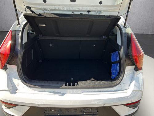 https://csb-strapi-files.fsn1.your-objectstorage.com/inventory-cars/images/8ba5fa80229b21790f53d2f793b58aacfebe938f/23_500_9542.jpg