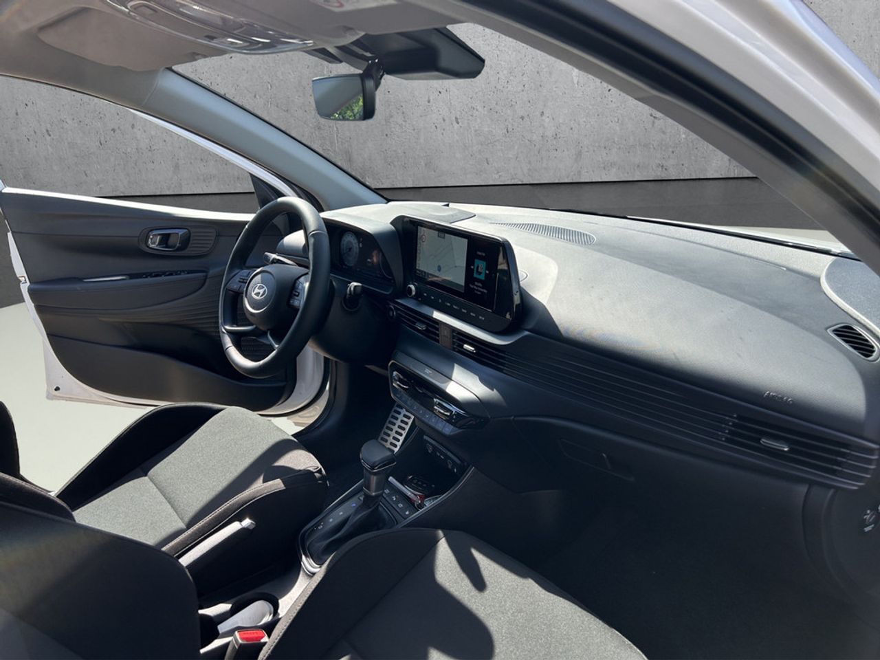 https://csb-strapi-files.fsn1.your-objectstorage.com/inventory-cars/images/8ba5fa80229b21790f53d2f793b58aacfebe938f/35_1280_8180.jpg
