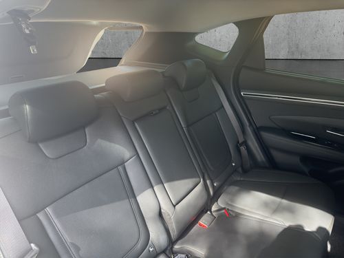 https://csb-strapi-files.fsn1.your-objectstorage.com/inventory-cars/images/8ba8872a382ae6d7f4209a793b8cbd9be4c90736/19_500_1880.jpg