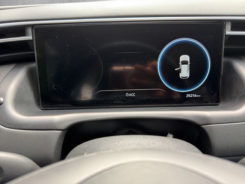 https://csb-strapi-files.fsn1.your-objectstorage.com/inventory-cars/images/8c03924e9d7565d99d100dc5ccbb6db6c939cff6/16_500_7902.jpg
