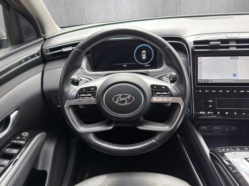 https://csb-strapi-files.fsn1.your-objectstorage.com/inventory-cars/images/8c03924e9d7565d99d100dc5ccbb6db6c939cff6/17_500_1695.jpg