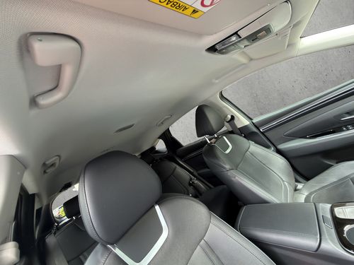 https://csb-strapi-files.fsn1.your-objectstorage.com/inventory-cars/images/8c03924e9d7565d99d100dc5ccbb6db6c939cff6/20_500_9476.jpg