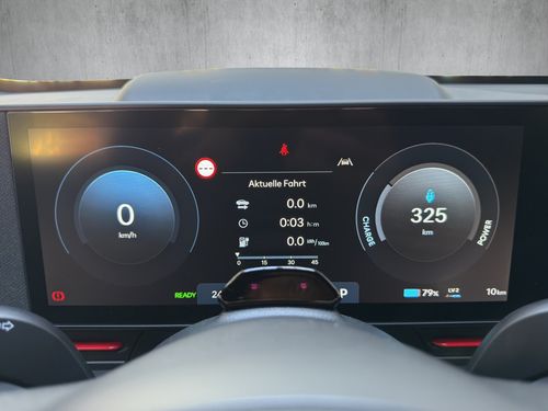 https://csb-strapi-files.fsn1.your-objectstorage.com/inventory-cars/images/8d33a3d5a4a3e8e7b057646eb0aea486e44c9520/11_500_1847.jpg
