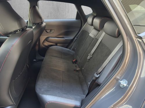https://csb-strapi-files.fsn1.your-objectstorage.com/inventory-cars/images/8d33a3d5a4a3e8e7b057646eb0aea486e44c9520/14_500_9993.jpg