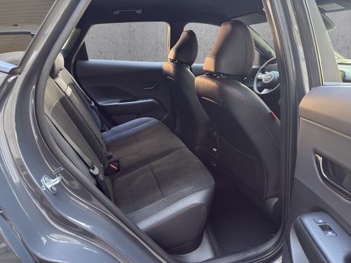 https://csb-strapi-files.fsn1.your-objectstorage.com/inventory-cars/images/8d33a3d5a4a3e8e7b057646eb0aea486e44c9520/18_500_1060.jpg