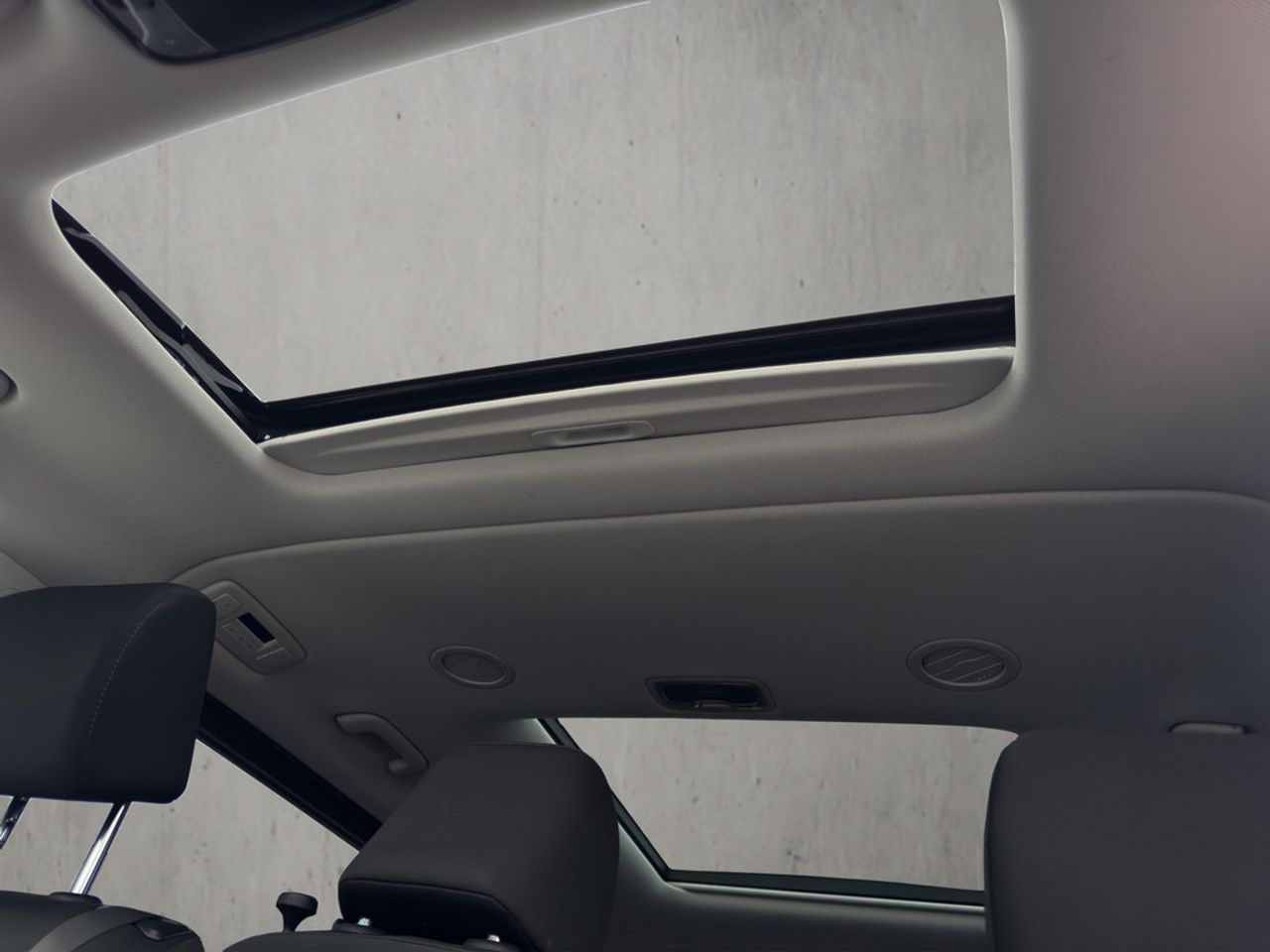 https://csb-strapi-files.fsn1.your-objectstorage.com/inventory-cars/images/8e035e57fed8d536b0bcfe17451362fe441012d3/12_1280_3800.jpg