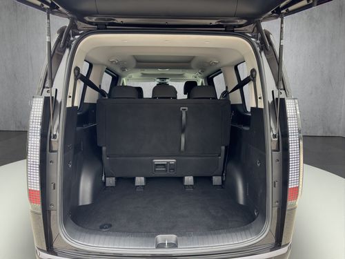 https://csb-strapi-files.fsn1.your-objectstorage.com/inventory-cars/images/8e035e57fed8d536b0bcfe17451362fe441012d3/5_500_2192.jpg