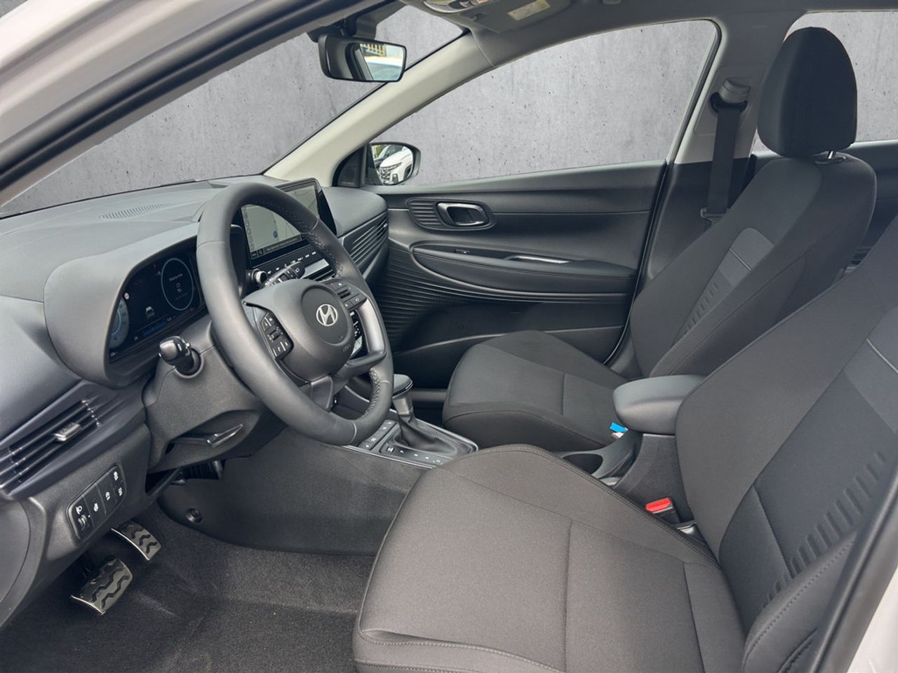 https://csb-strapi-files.fsn1.your-objectstorage.com/inventory-cars/images/8e32420639136e3a790029d7290be6bf05b421d7/9_1280_7037.jpg