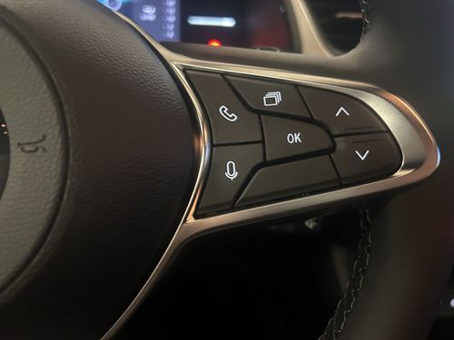 https://csb-strapi-files.fsn1.your-objectstorage.com/inventory-cars/images/8e4db8d417cd1487d4414fd6ac6747f51ceea6c8/13_500_5076.jpg