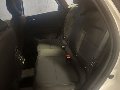 https://csb-strapi-files.fsn1.your-objectstorage.com/inventory-cars/images/8e4db8d417cd1487d4414fd6ac6747f51ceea6c8/21_500_1480.jpg