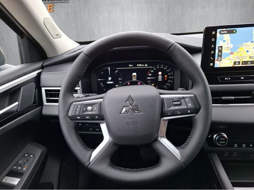 https://csb-strapi-files.fsn1.your-objectstorage.com/inventory-cars/images/8e5728123785643772aeeb8714567414a8a8263e/10_500_8389.jpg