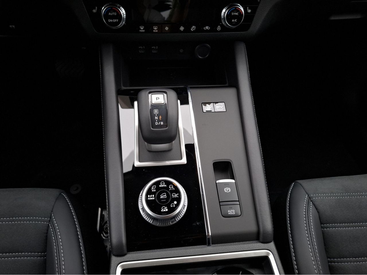 https://csb-strapi-files.fsn1.your-objectstorage.com/inventory-cars/images/8e5728123785643772aeeb8714567414a8a8263e/16_1280_8337.jpg