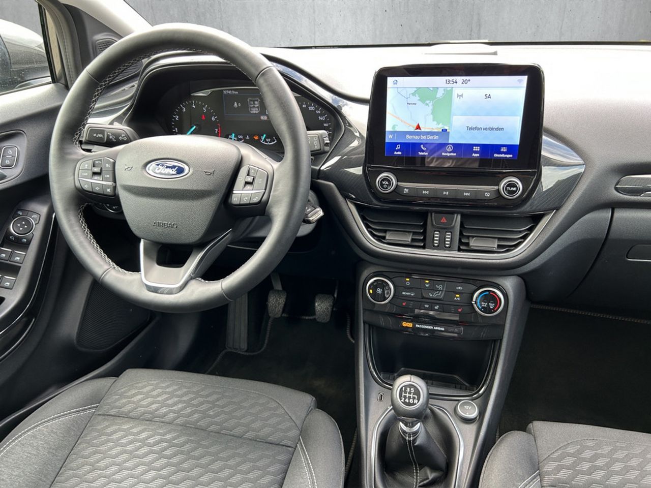 https://csb-strapi-files.fsn1.your-objectstorage.com/inventory-cars/images/8eba503a5423ed28ae966e764378ac7258d444da/16_1280_1797.jpg