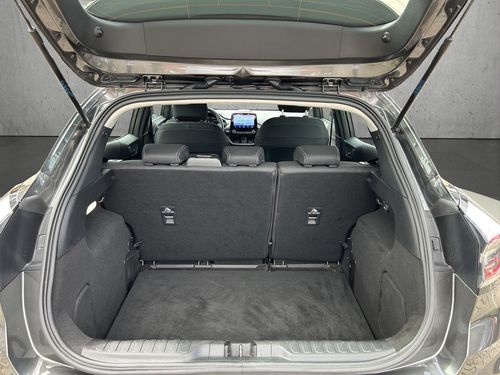 https://csb-strapi-files.fsn1.your-objectstorage.com/inventory-cars/images/8eba503a5423ed28ae966e764378ac7258d444da/17_500_2122.jpg