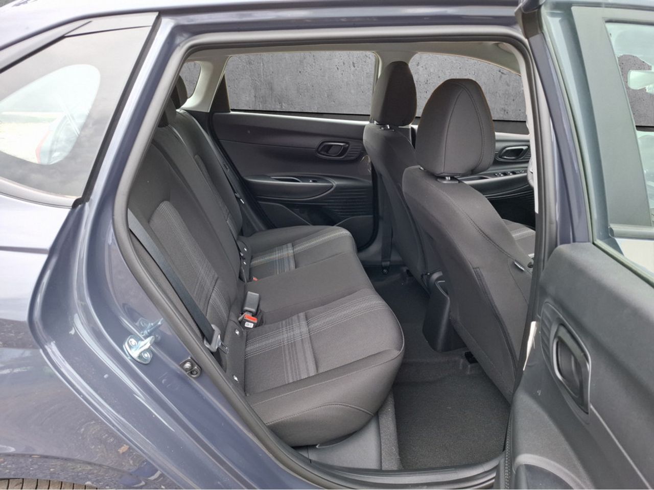https://csb-strapi-files.fsn1.your-objectstorage.com/inventory-cars/images/8f3d956ffe80460cdc3ca712376741048e057122/19_1280_7635.jpg
