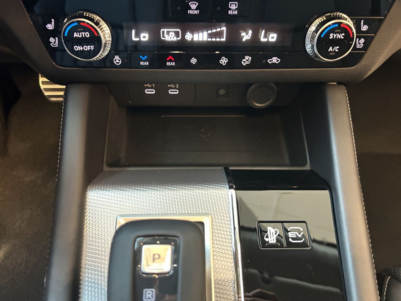 https://csb-strapi-files.fsn1.your-objectstorage.com/inventory-cars/images/8f4e8e9b90ad7aca1b056940b04a83aaa954db10/20_1280_9625.jpg