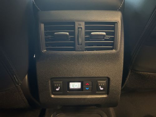 https://csb-strapi-files.fsn1.your-objectstorage.com/inventory-cars/images/8f4e8e9b90ad7aca1b056940b04a83aaa954db10/21_500_2983.jpg