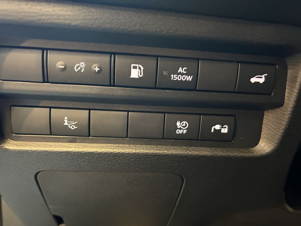 https://csb-strapi-files.fsn1.your-objectstorage.com/inventory-cars/images/8f4e8e9b90ad7aca1b056940b04a83aaa954db10/32_1280_7608.jpg