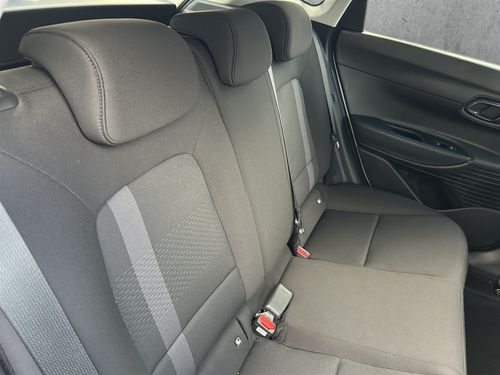 https://csb-strapi-files.fsn1.your-objectstorage.com/inventory-cars/images/9044d36a70e4330986e5b087c95e253f957feb83/19_500_5232.jpg