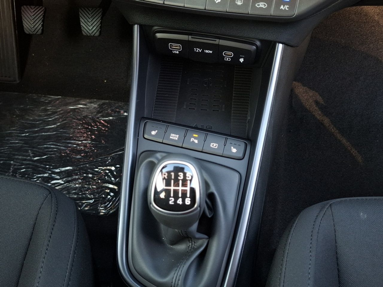 https://csb-strapi-files.fsn1.your-objectstorage.com/inventory-cars/images/917c77cb5f8e27e84d9bcfd8e2dd105afde7ef84/15_1280_8347.jpg